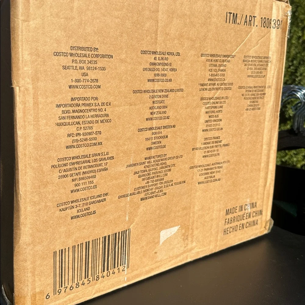 Black Velvet Hangers-heavy duty-set of 94 counts-brand new-originally packed
